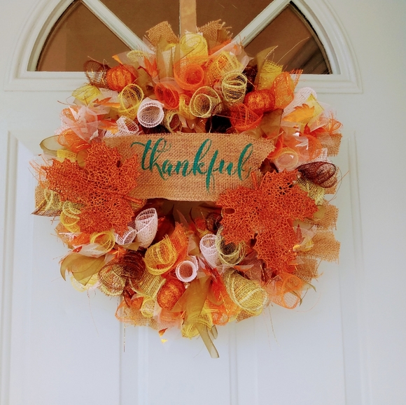 Fall Themed "Thankful" Wreath - Picture 3 of 9